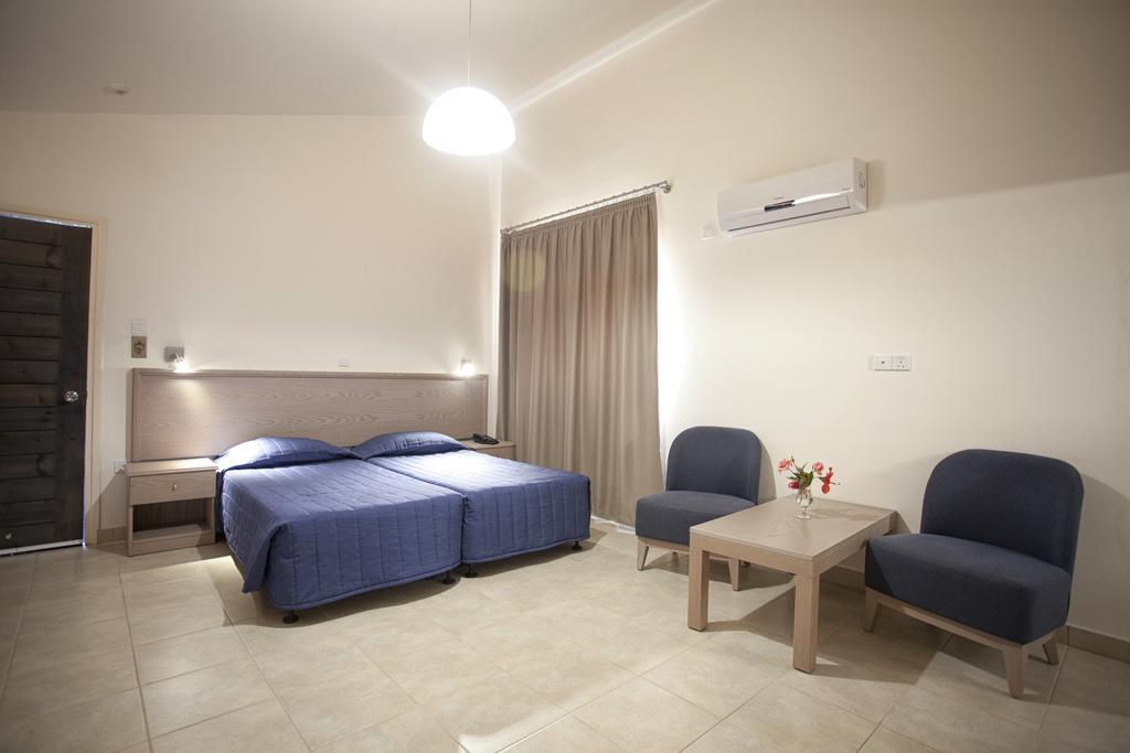Lägenhetshotell Makronisos Village Ayia Napa